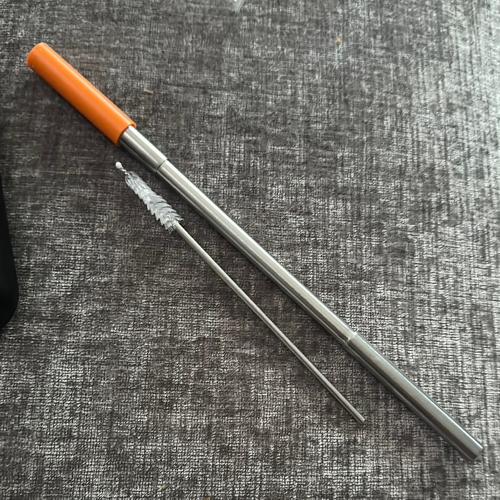 White and Orange Coffee Straw Dunkin' - Picture 8 of 8